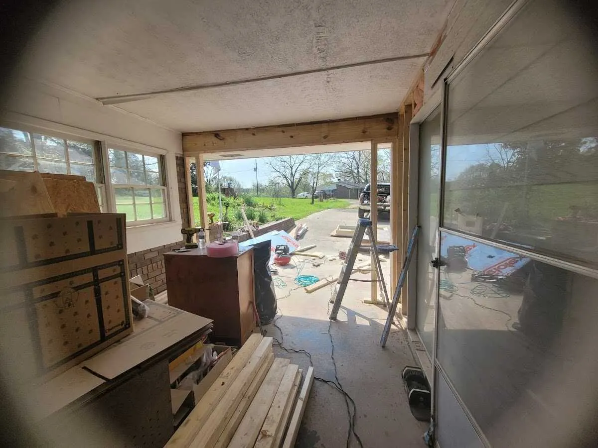 Air movers and dehumidifier for Water Mitigation Services in Caledonia